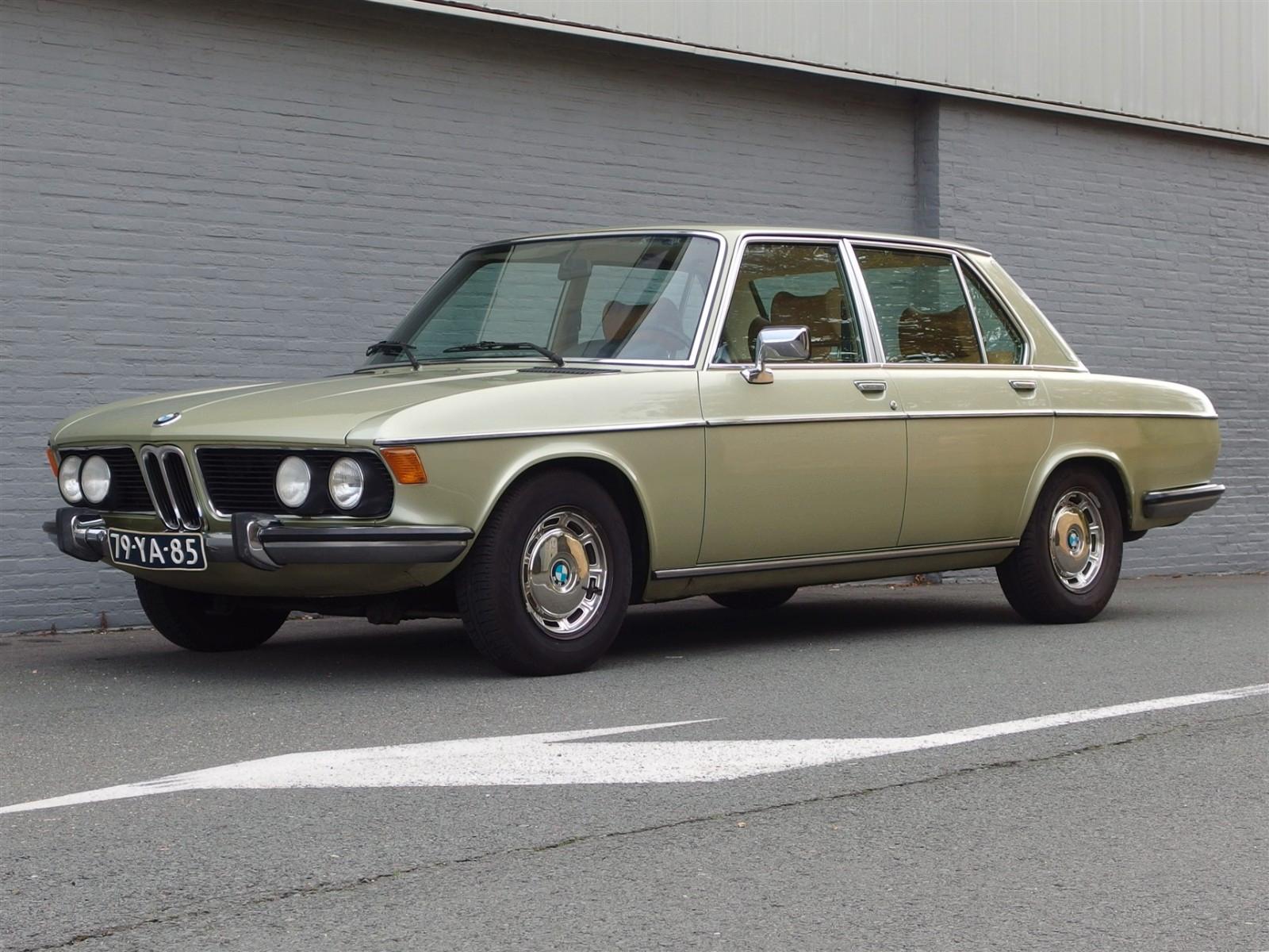 BMW E3 2500 (Zeitlos & Elegant)
