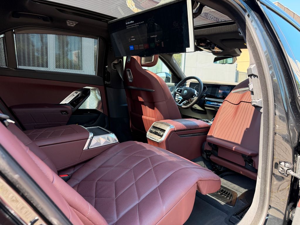 Image of BMW 740