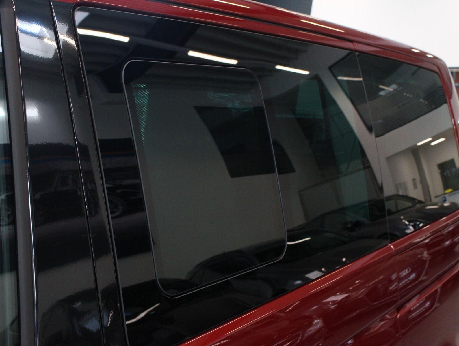 Volkswagen T6.1 Multivan Highline Standh.AHK Kamera foto 25