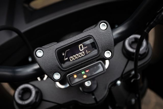 Fahrzeugabbildung Harley-Davidson FXLRST LOW RIDER ST 117 MY23 - VORBESTELLEN