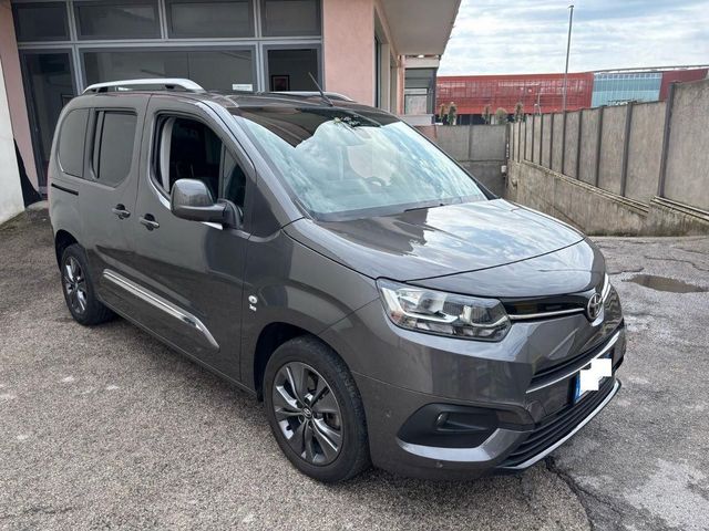 Inne TOYOTA Proace City Verso 1.5D 130CV Short Luxury