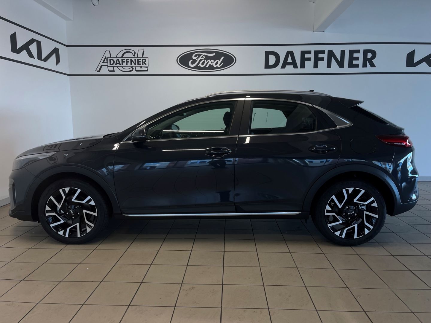 Fahrzeugabbildung Kia XCeed 1.5 T-GDI DCT Spirit JBL totWinkASS Navi