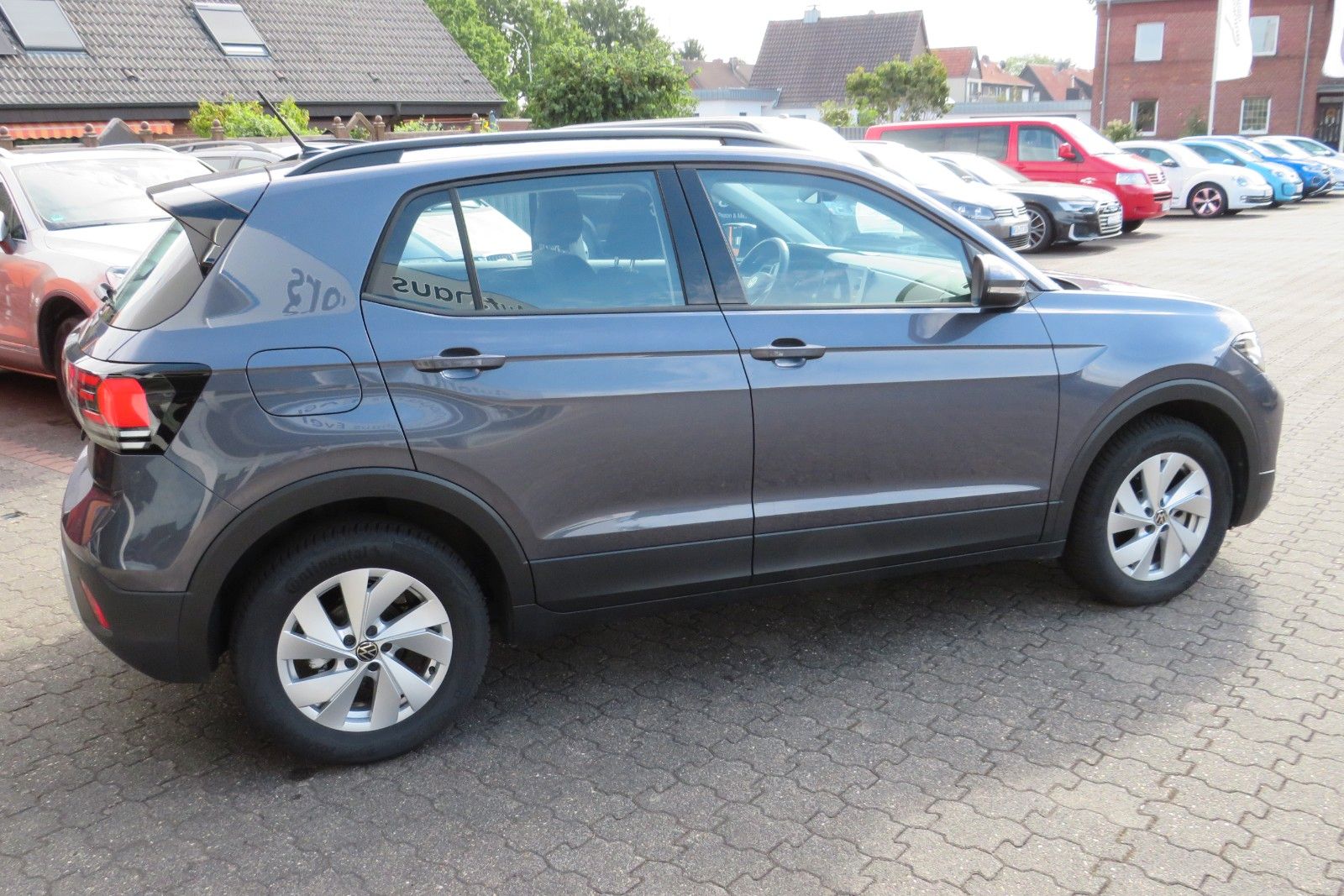 Fahrzeugabbildung Volkswagen T-Cross DSG ACC KAMERA NAVI SITZH LED APP GJ 1.H