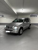Mercedes-Benz ML 350 Erste Hand! Vollausstattung.