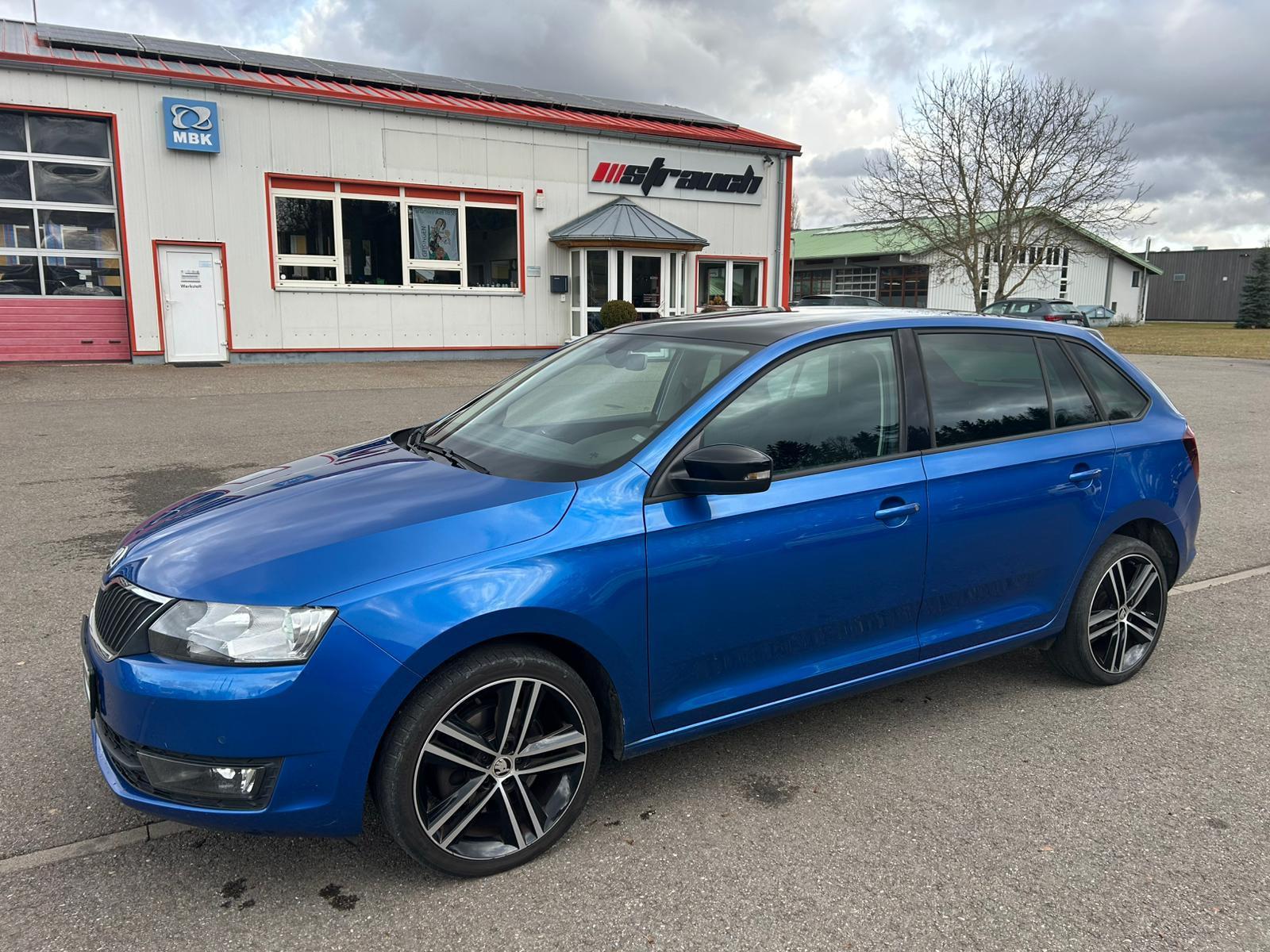 Skoda Rapid Spaceback Emotion Plus DSG 8Fach Panorama