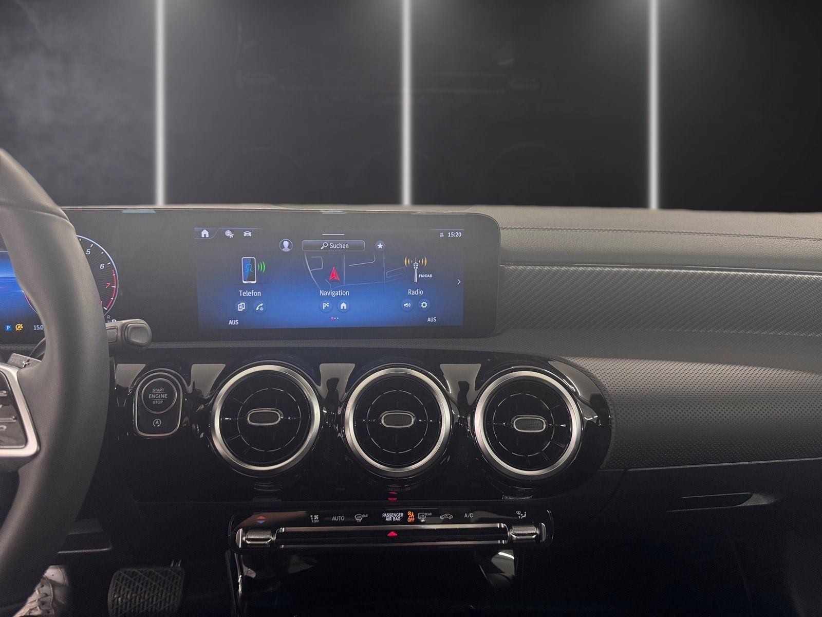 Fahrzeugabbildung Mercedes-Benz CLA 180 Progressive*Pano*LED*Kamera*CarPlay*MBUX