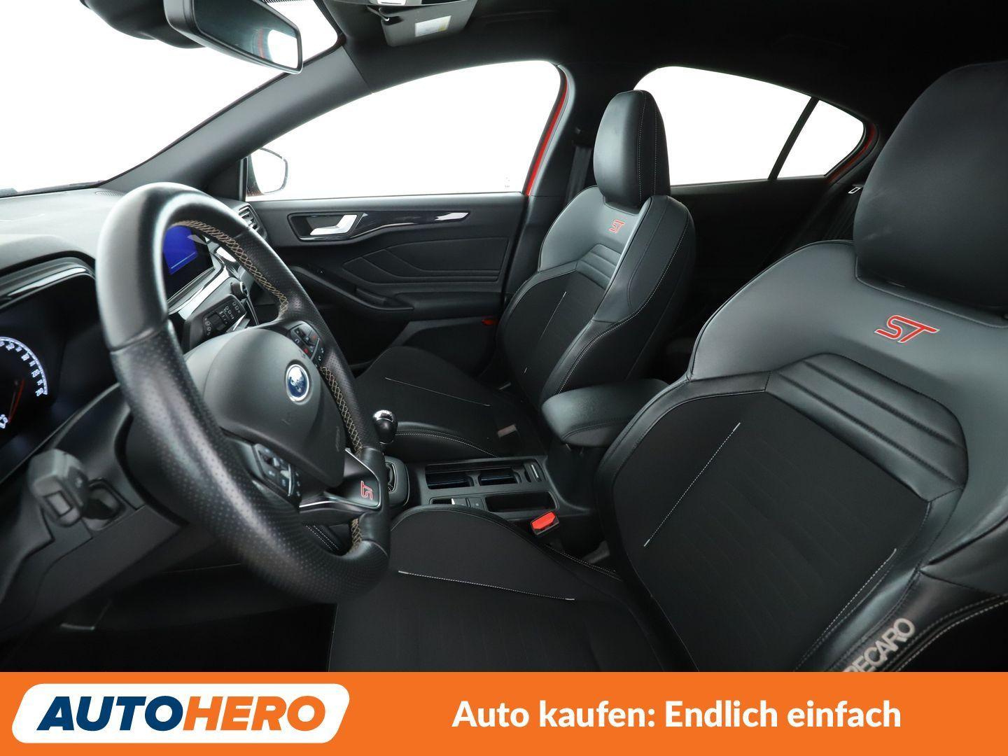 Ford Focus 2.0 TDCi EcoBlue ST*NAVI*LED*ACC*SPUR*PDC*