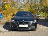 BMW 218i Cabrio Sport 17" aLED AHK Navi PDC 1. HAND - BMW mit Benzin-Antrieb: Cabrio, Schaltgetriebe