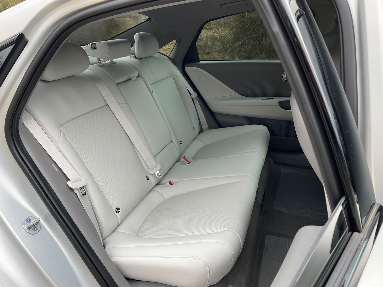 Fahrzeugabbildung Hyundai IONIQ 6 168kW Dynamiq*ACC*GSD*MatrixLED*MIETKAUF