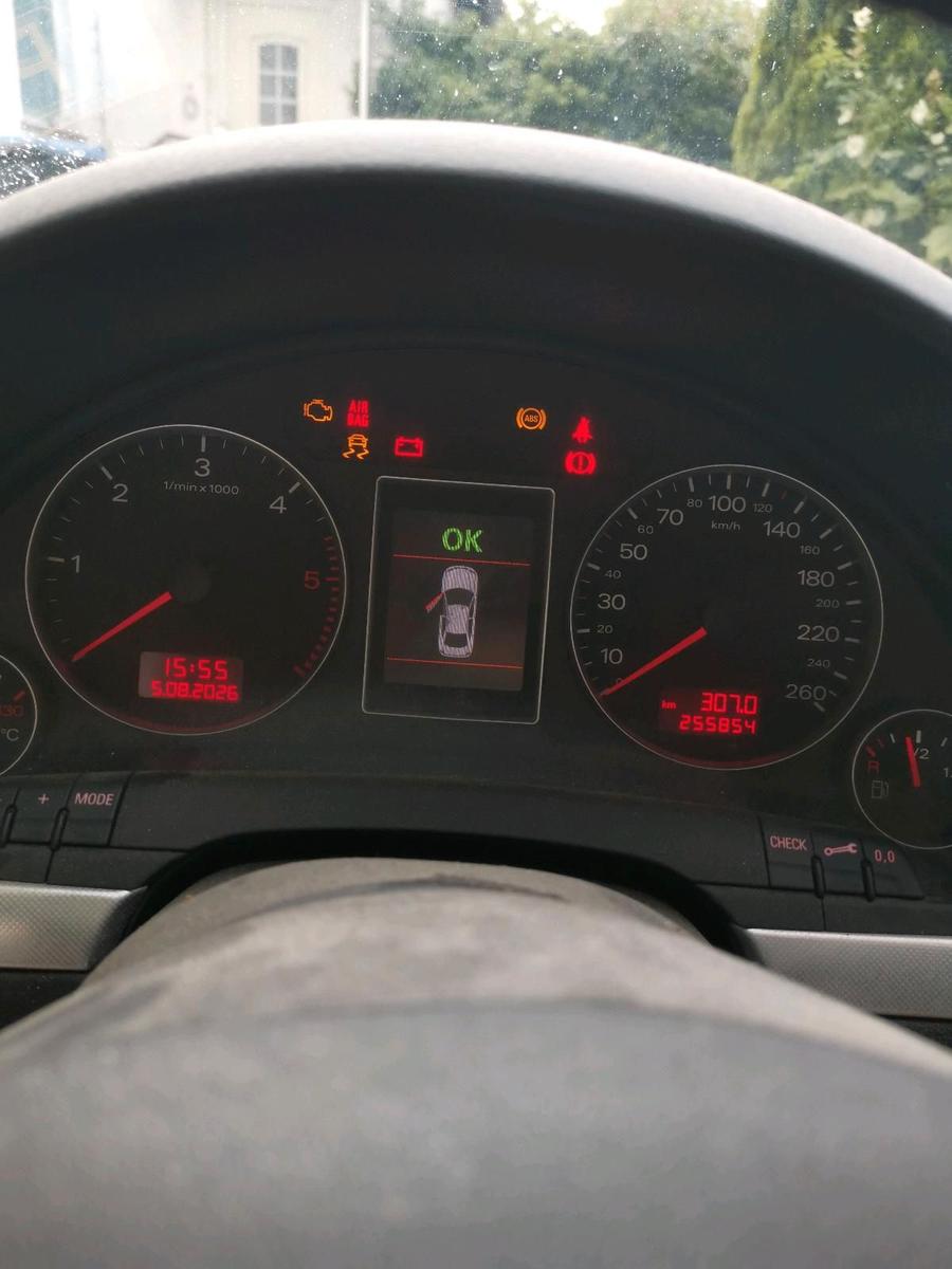 Audi A4 2007 — photo 7