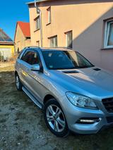 Mercedes-Benz Mercedes ML350 - gebrauchte Mercedes-Benz ML 350 aus dem Jahr 2011