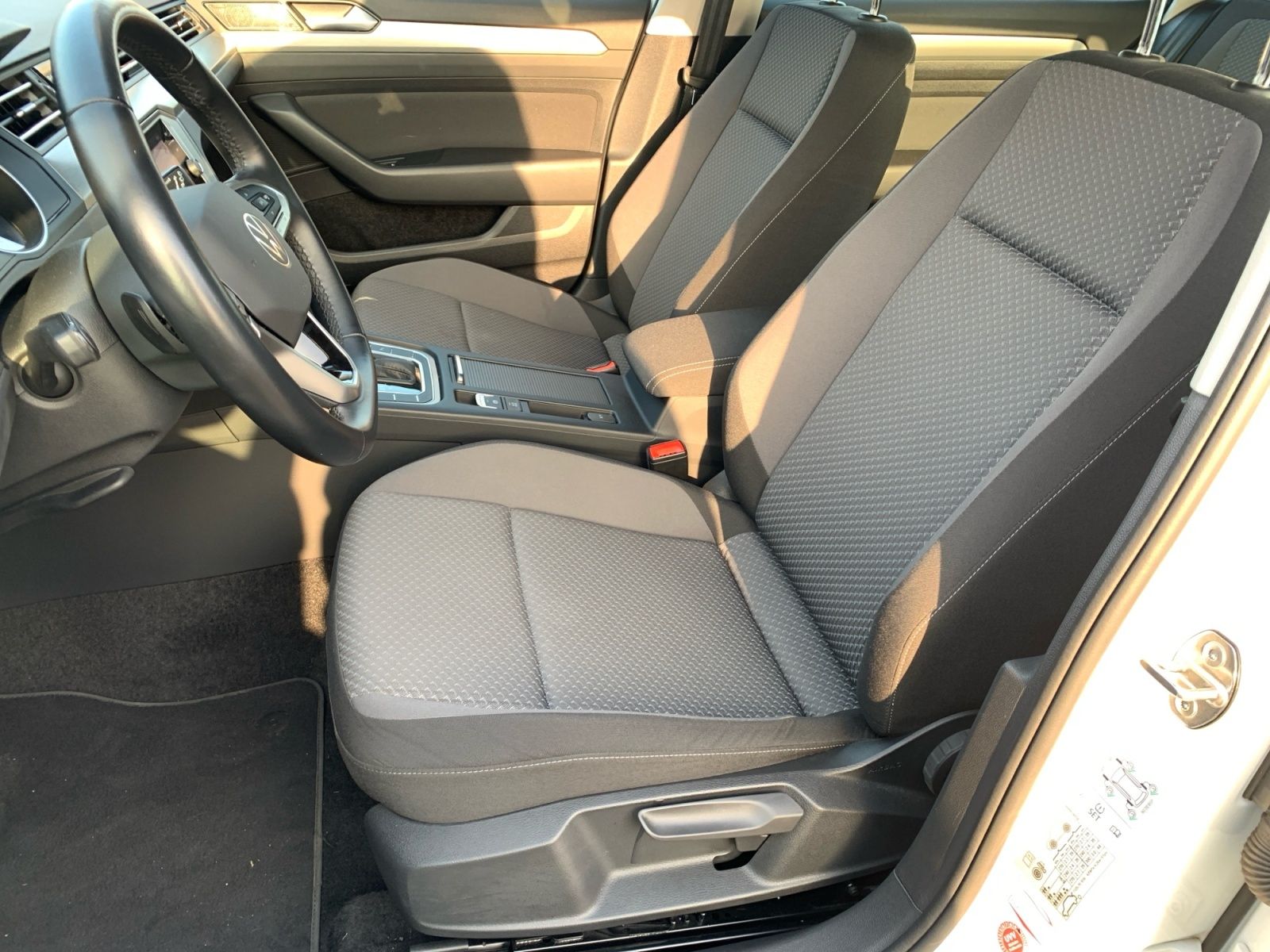 Volkswagen Passat Variant - Bild 13