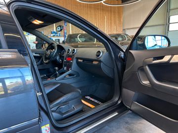 MYAUTOCENTER – Gebraucht- und Jahreswagen mit Werkstattservice in Pfaffenhofen Audi A3 Sportback*S-LINE*BI-XENON*KLIMAATIK*LEDER*