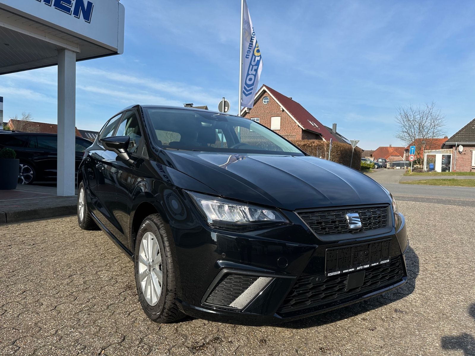 Fahrzeugabbildung SEAT Ibiza Style 1.0 TSI DSG ACC/Shzg/Einparkh/LED