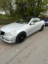 Mercedes-Benz E 250 Cabriolet E 250 CDI BlueEFF. ELEGANCE ... - Mercedes-Benz E 250 in Frankfurt (Main)