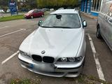 BMW E39 520i - BMW 520 aus 2000: 520i