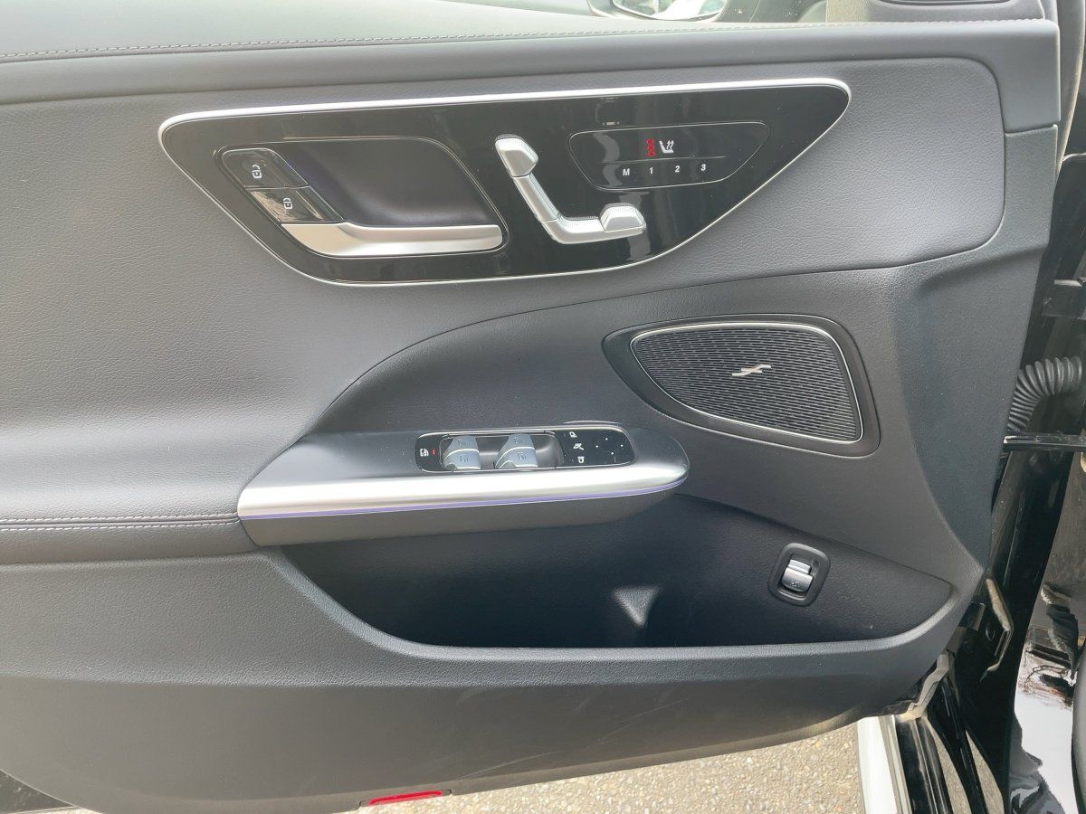 Fahrzeugabbildung Mercedes-Benz C 220 d T-Modell AMG/Night/360°/Dig.-Light/AHK