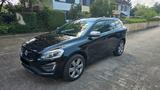 Volvo XC60 D4 AWD Momentum Geartronic Momentum - Volvo XC60 Gebrauchtwagen in München