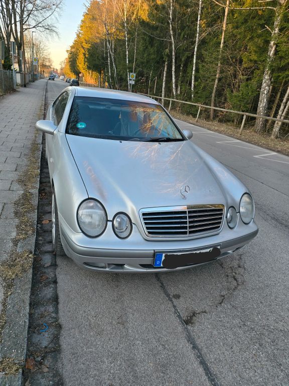 Mercedes-Benz CLK 200