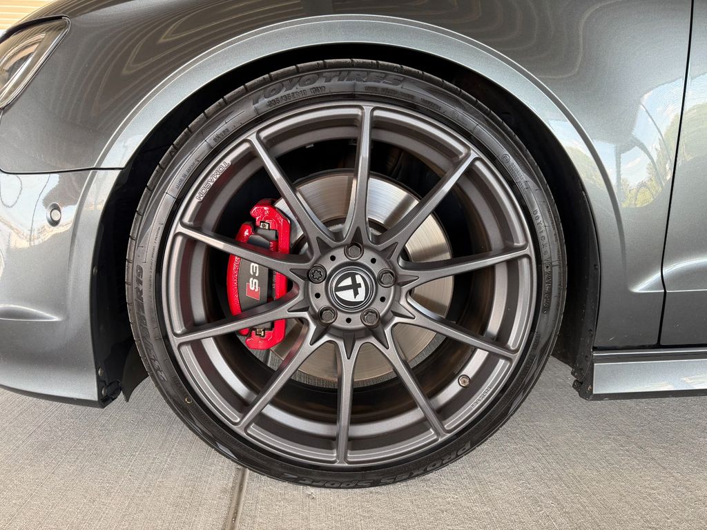 AUDI S3 Lim. KW-Fahrwerk/19 Zoll/ Klappenauspuff AUDI S3 Lim. KW-Fahrwerk/19 Zoll/ Klappenauspuff