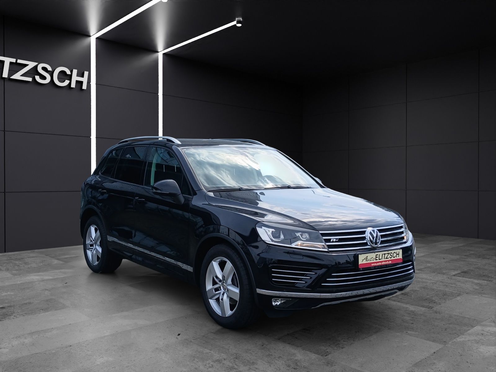 Fahrzeugabbildung Volkswagen Touareg TDI R-Line Terrain Tech 4M Xenon Navi AH