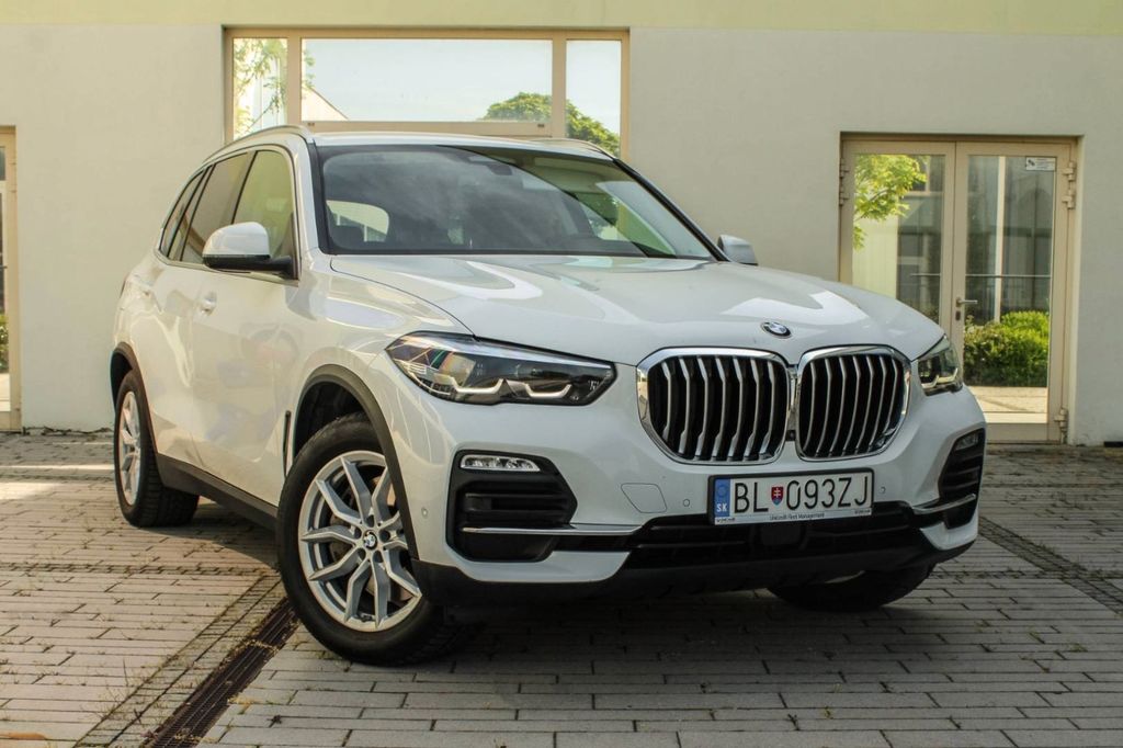 Image of BMW X5