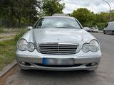 Mercedes-Benz C-Klasse C 240 Automatik Klima TÜV bis 08/27 - gebrauchte Mercedes-Benz C 240 aus dem Jahr 2000