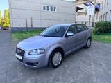Audi A3 Sportback 1.6 Attraction Klima PDC - Audi A3 aus 2005: Sportback