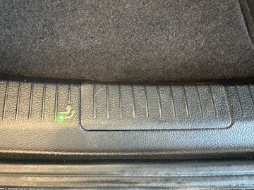 Volkswagen Golf VII Variant Trendline BMT *Navi*