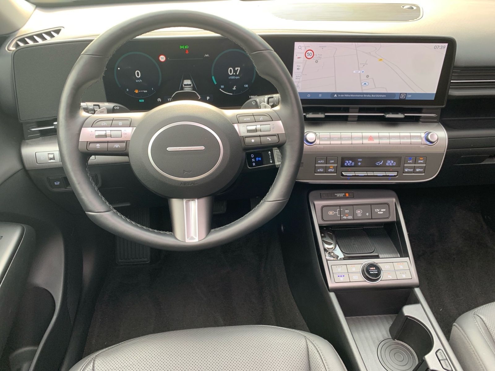 Fahrzeugabbildung Hyundai KONA 1.6 T-GDI 7-DCT Prime el.SD Leder