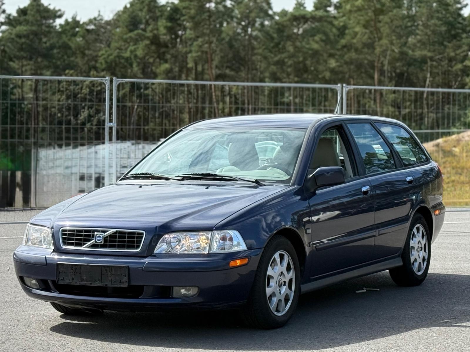 Volvo V40 1.8 Automatik 1.Hand