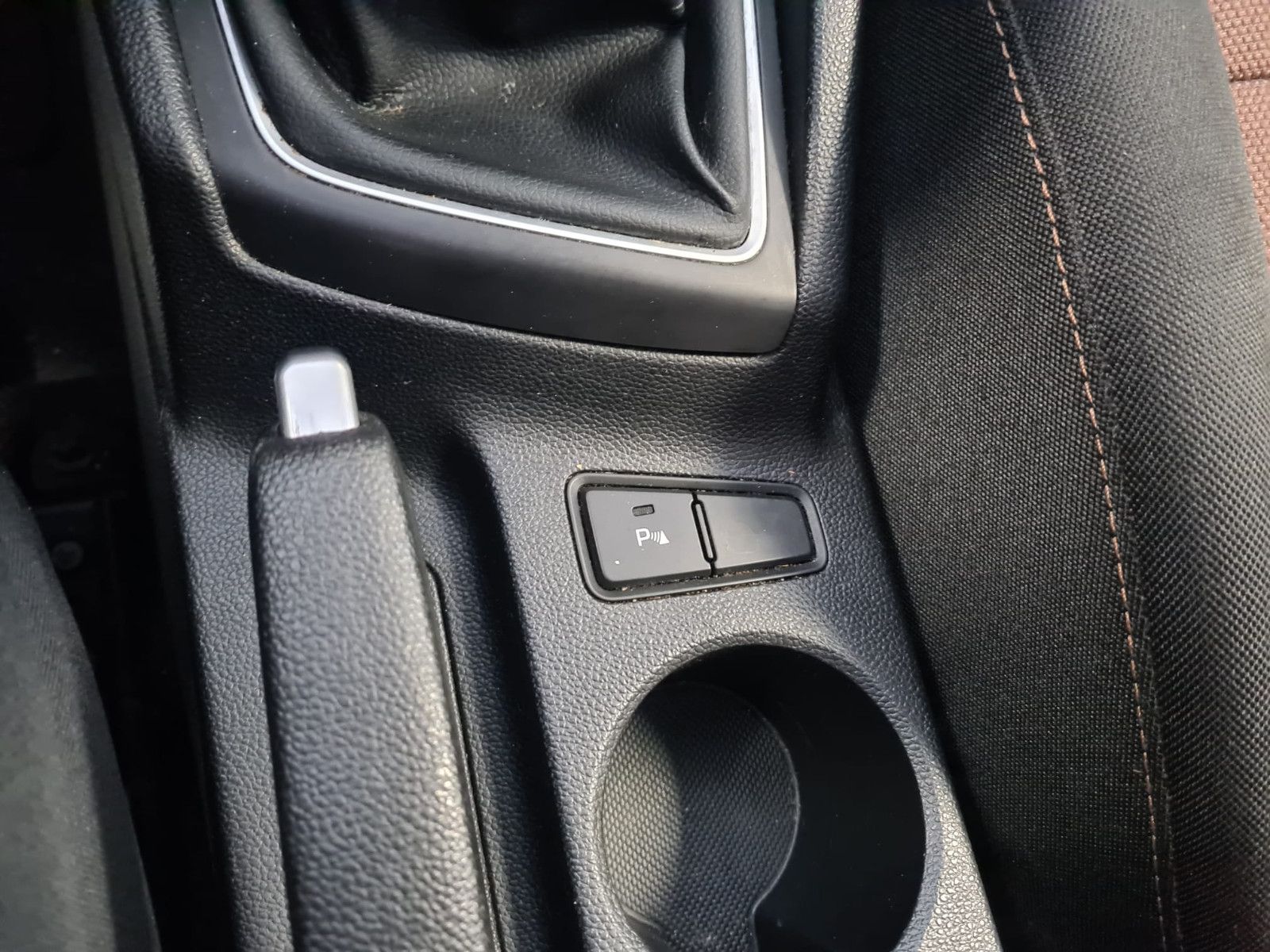 Fahrzeugabbildung Hyundai i20 Style / KLIMA / PANORAMADACH/GARANTIE