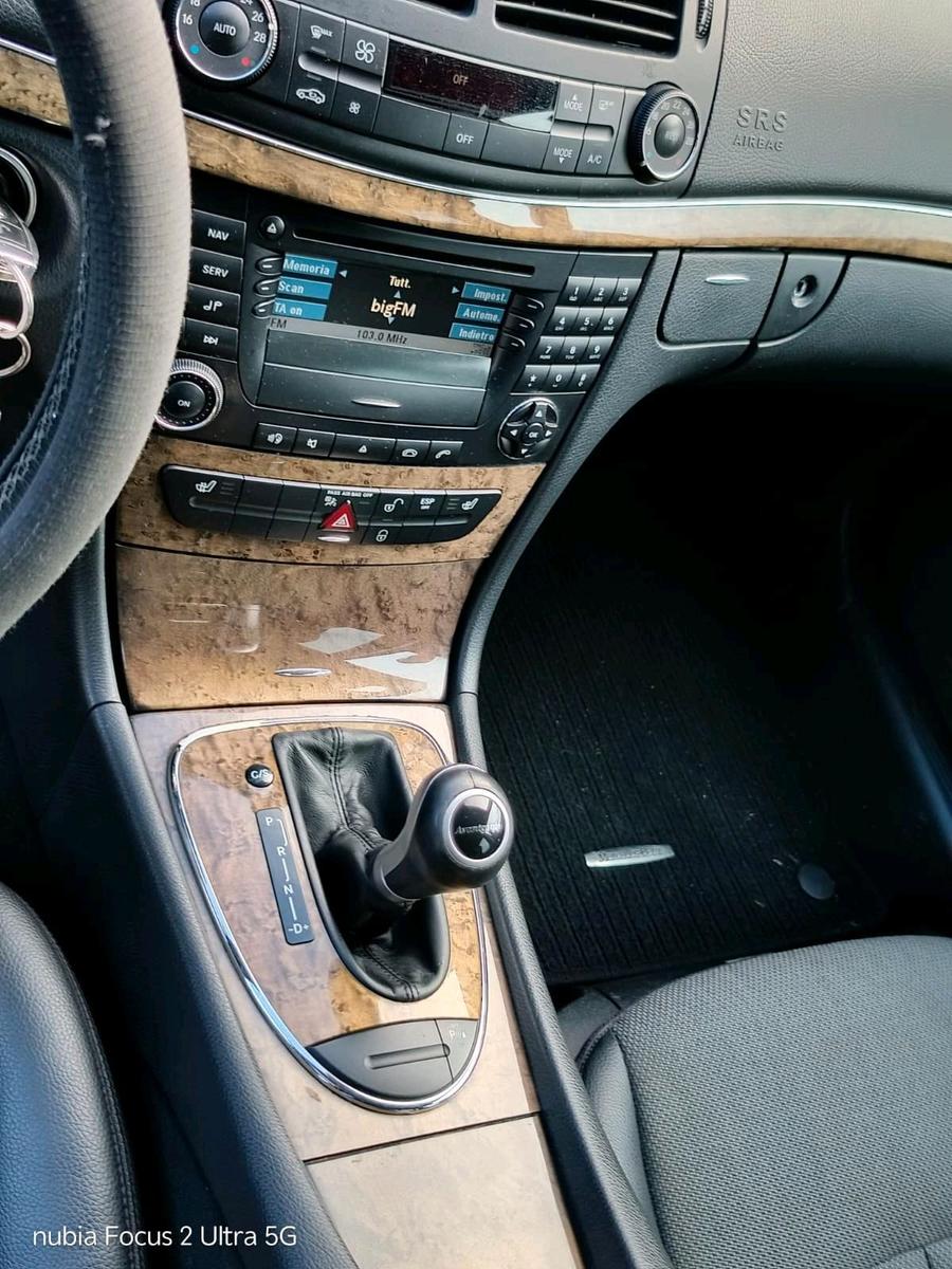 Mercedes-Benz E220 2008 — photo 6