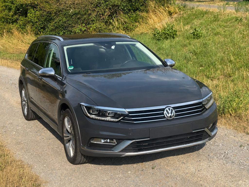 Image of Volkswagen Passat Alltrack