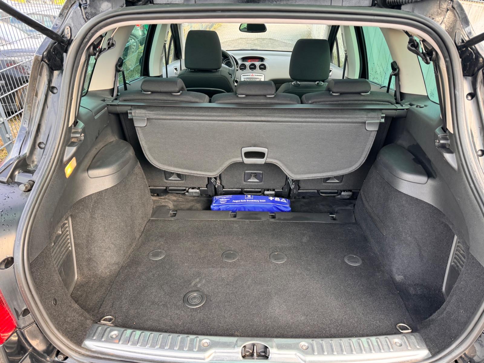 Peugeot 308 2010 — photo 10