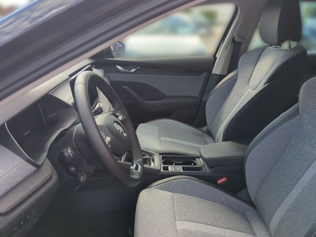 Fahrzeugabbildung SKODA Octavia Combi 1.5 TSI Selection NAV ACC AHK MATR