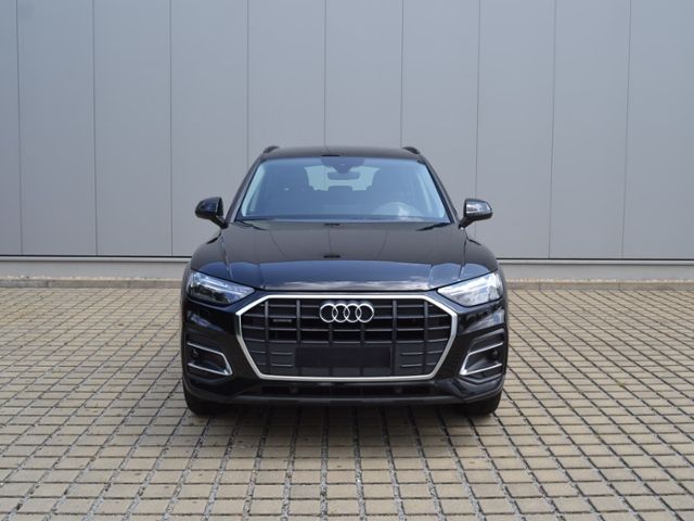 Q5 40 TDI quattro S-tronic AHK/MATRIX/NAVI/AVC/1