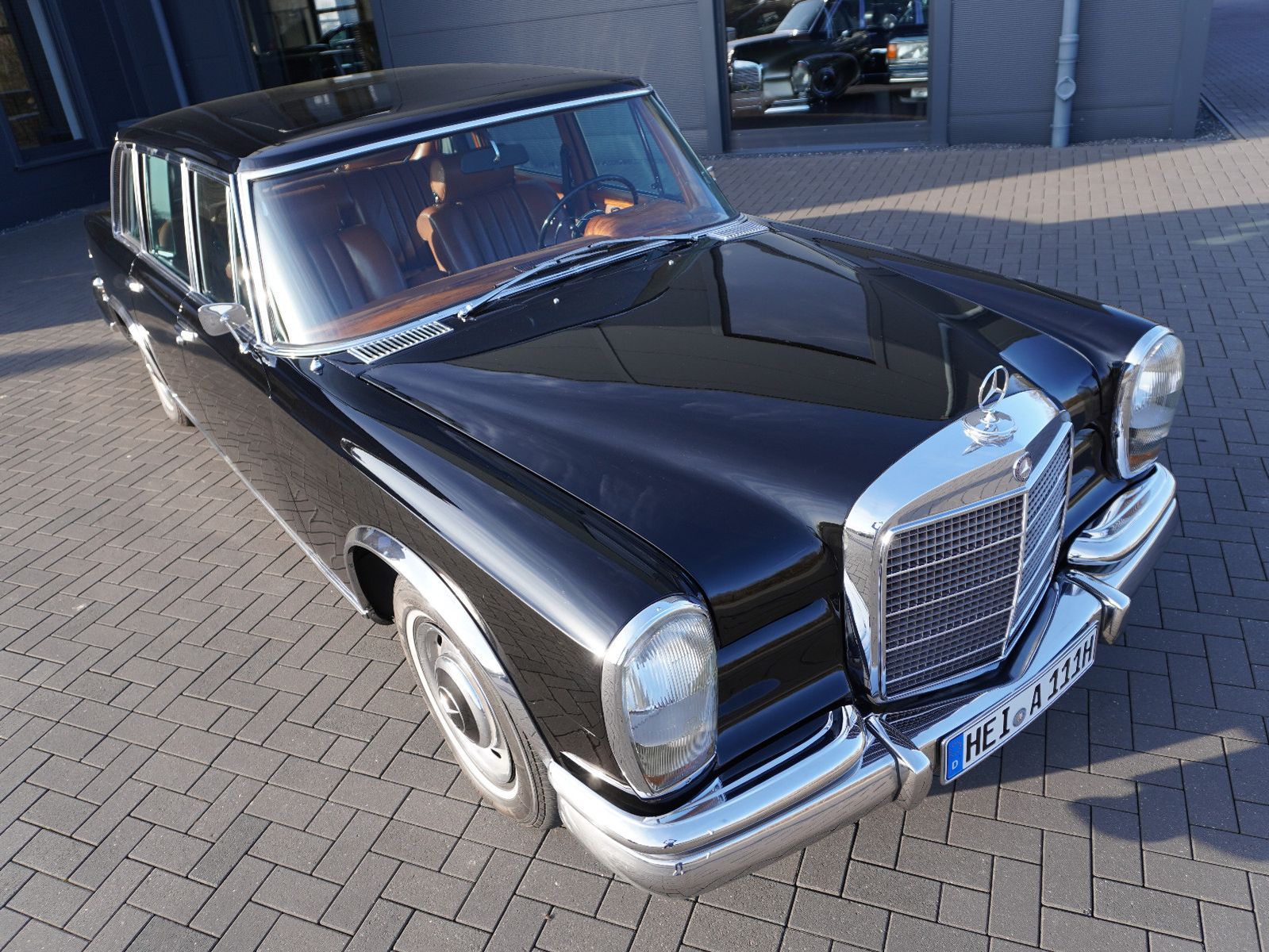Fahrzeugabbildung Mercedes-Benz 600