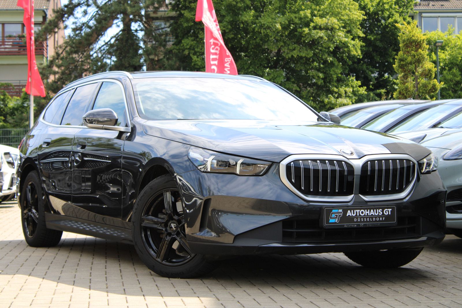 BMW 520d Touring/Navi/Kamera/Klima/Sitzhzg/LiveCock+
