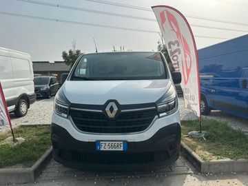 Renault Trafic - 2