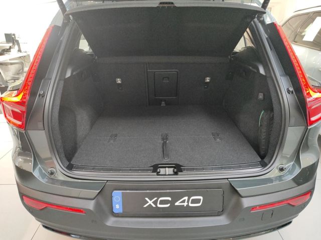 VOLVO XC 40 (Bild 10 von Array)