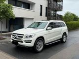 Mercedes-Benz GL 450 4Matic AMG - Mercedes-Benz GL 450: 4matic