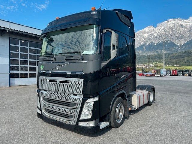 Volvo FH 460 Mega