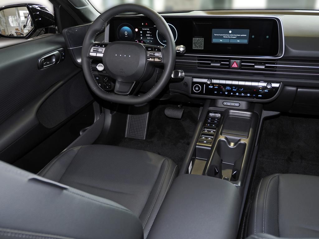 Fahrzeugabbildung Hyundai IONIQ 6 EV FL UNIQ Glas-Schiebedach