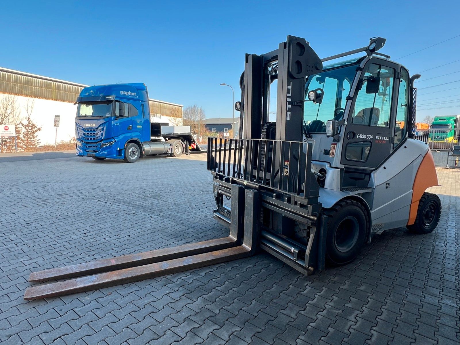 Fahrzeugabbildung Still RX70-80 / Duplex: 4.70m! / Zinkenversteller / SS