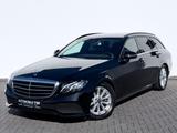 Mercedes-Benz E 300d T / NAVI / LED / PDC / GARANTIE / - Mercedes-Benz E 300 mit Diesel-Antrieb: Automatik