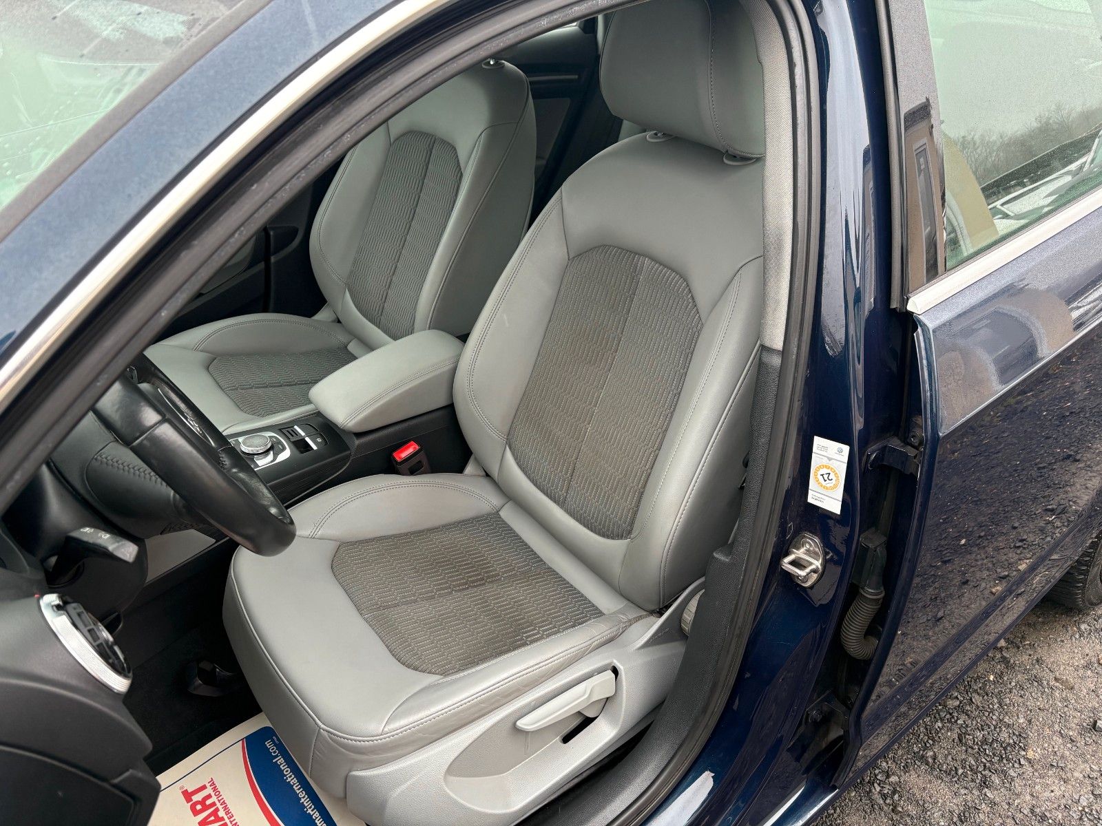 Fahrzeugabbildung Audi A3 Sportback 2.0 TFSI quattro Navi Leder Xenon