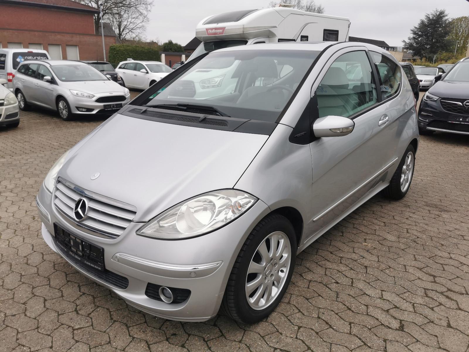 Mercedes-Benz A 200-Klima-Pano-PDC-Navi-Automatik
