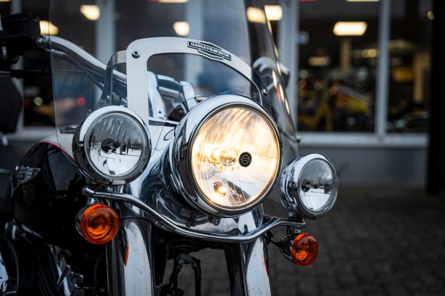 Fahrzeugabbildung Harley-Davidson FLSTN Softail Deluxe 96 CUI