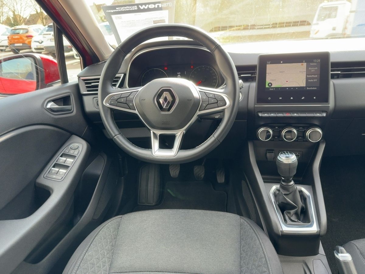 Fahrzeugabbildung Renault Clio Experience Tce 100 SHZ GJR